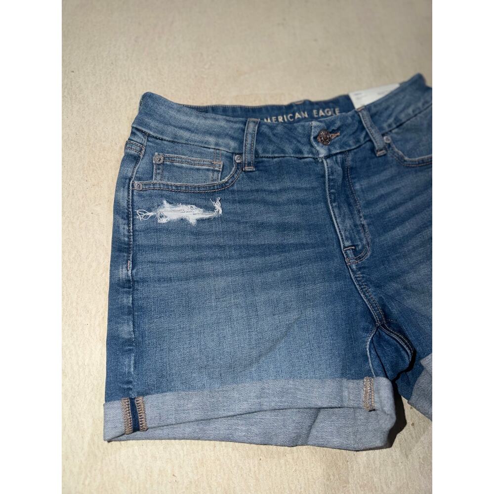 American Eagle women’s new stretch curvy v-rise midi blue jeans shorts - Picture 5 of 16